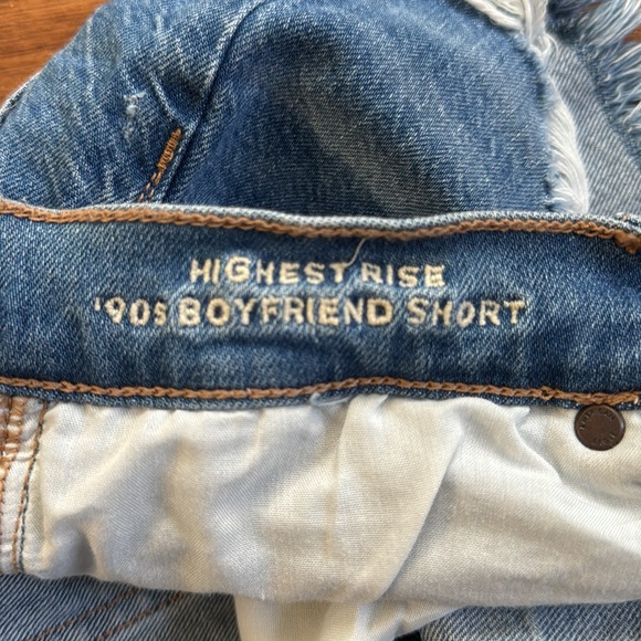 AMERICAN EAGLE Highest Rise 90s Boyfriend Shorts - Picture 4 of 4